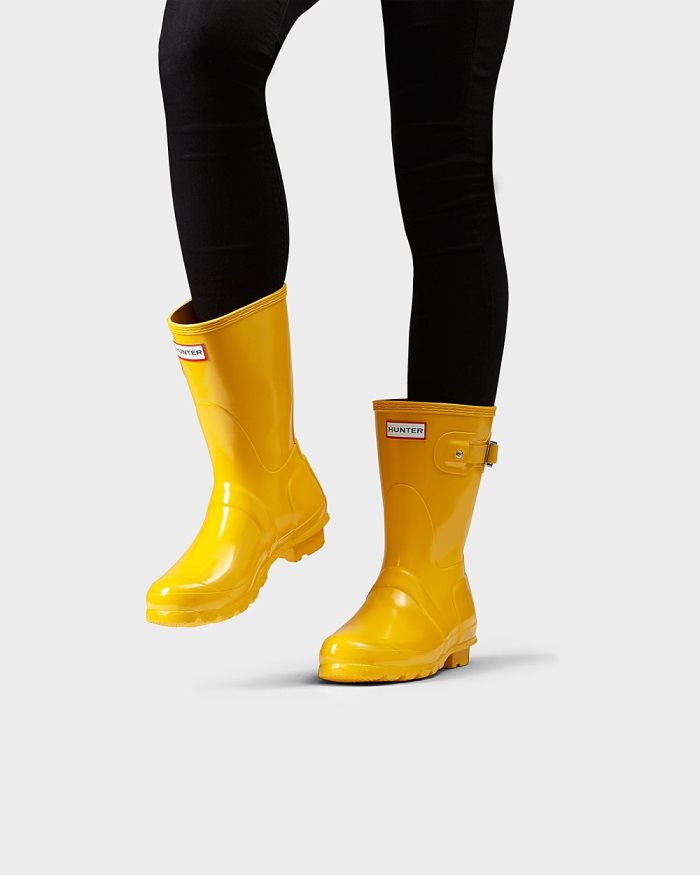 Yellow Women's Hunter Original Short Gloss Rain Boots | 6inytQ1T